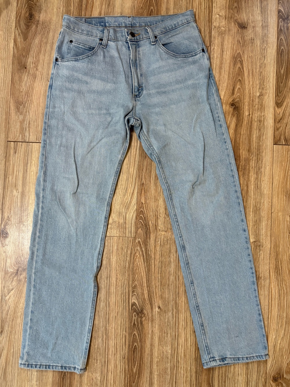 Wrangler Comfort Guaranteed Men's Jeans 32x32 Light Wash Straight Denim 1096FXV